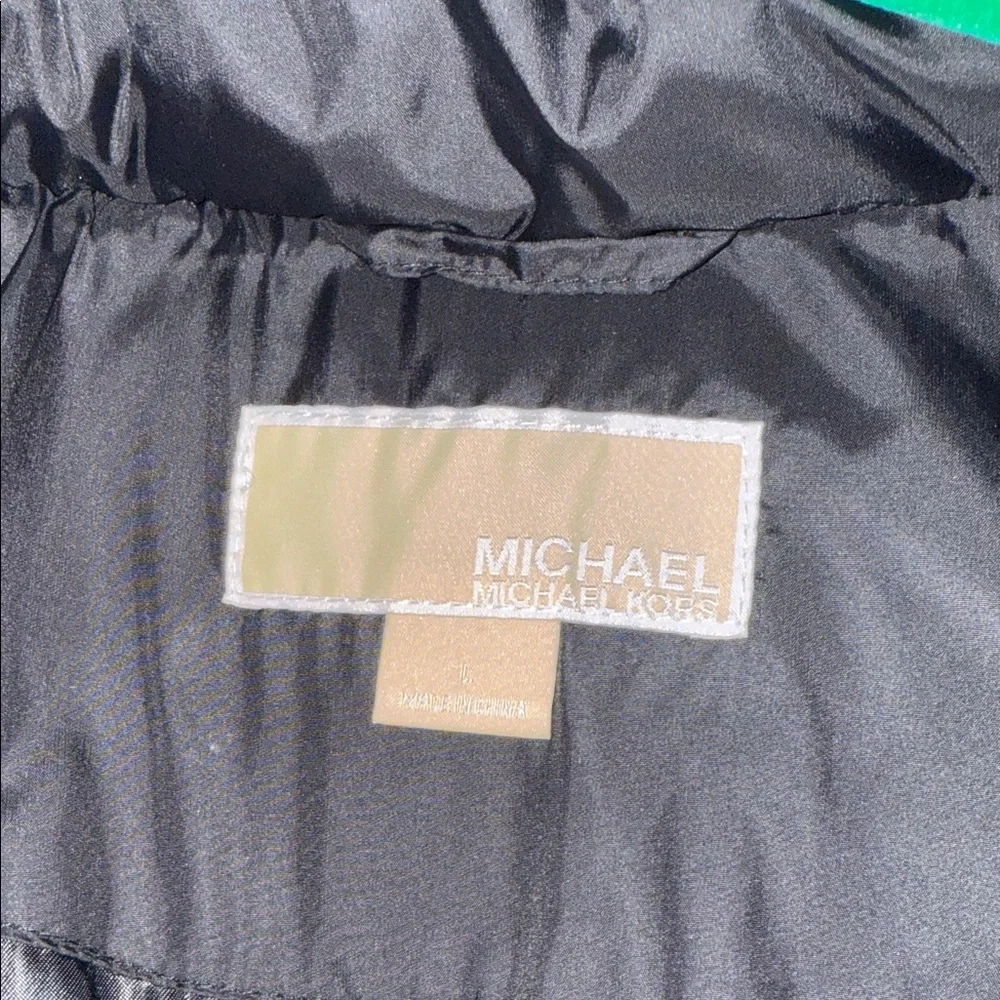 MICHAEL Michael Kors Quilted Black Snow Jacket - Picture 3 of 12